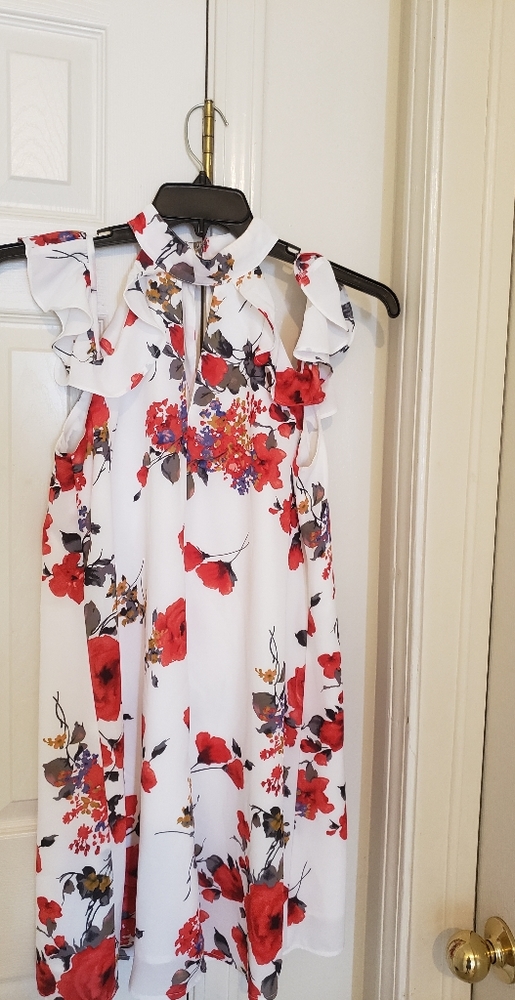 COPY - Turtleneck flowery dress cold shoulder ruffled